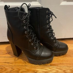 Yoki Elan 61 Women's High Heel Moto Ankle Boots - size 7